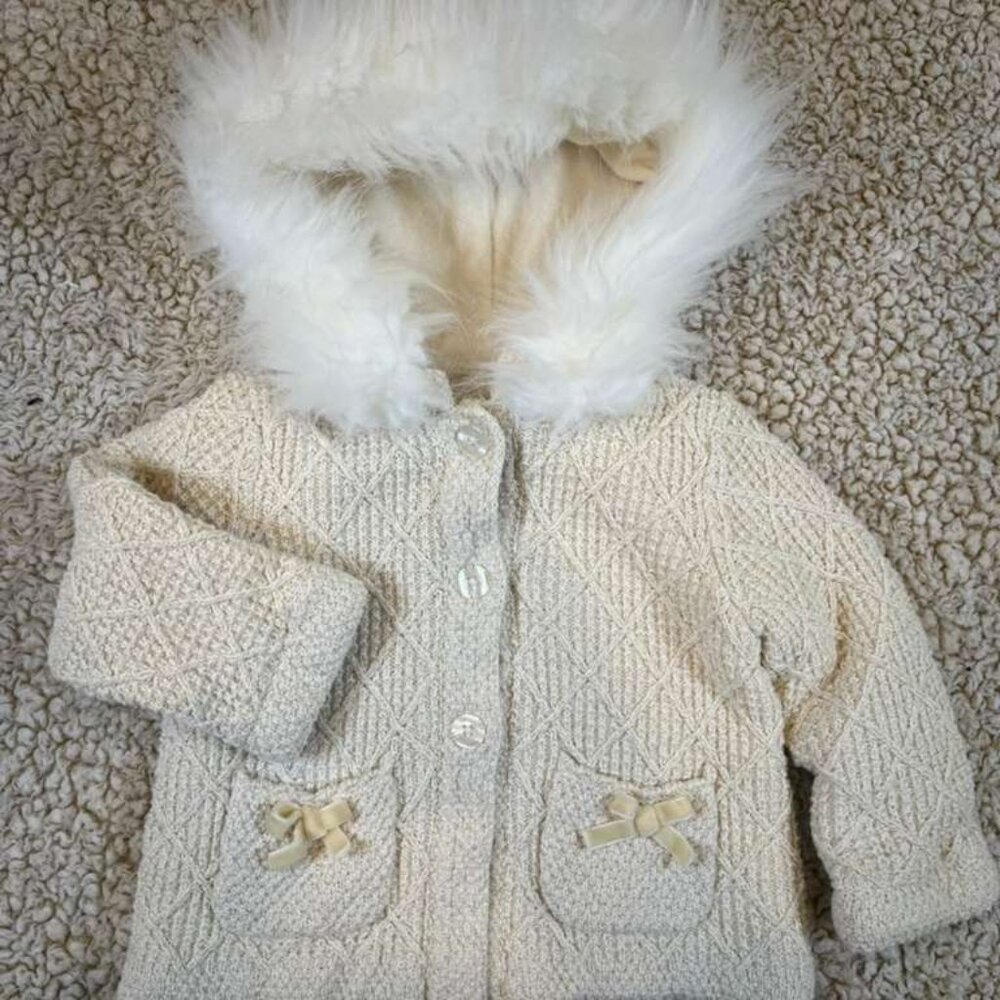 Max Studio Baby Hooded Knit Jacket Cream Faux Fur 6–9 Months